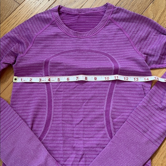 Lululemon Long Sleeve Grape Performance Toow/ Stripes; Thumbholes Stretchy XS - Picture 6 of 11